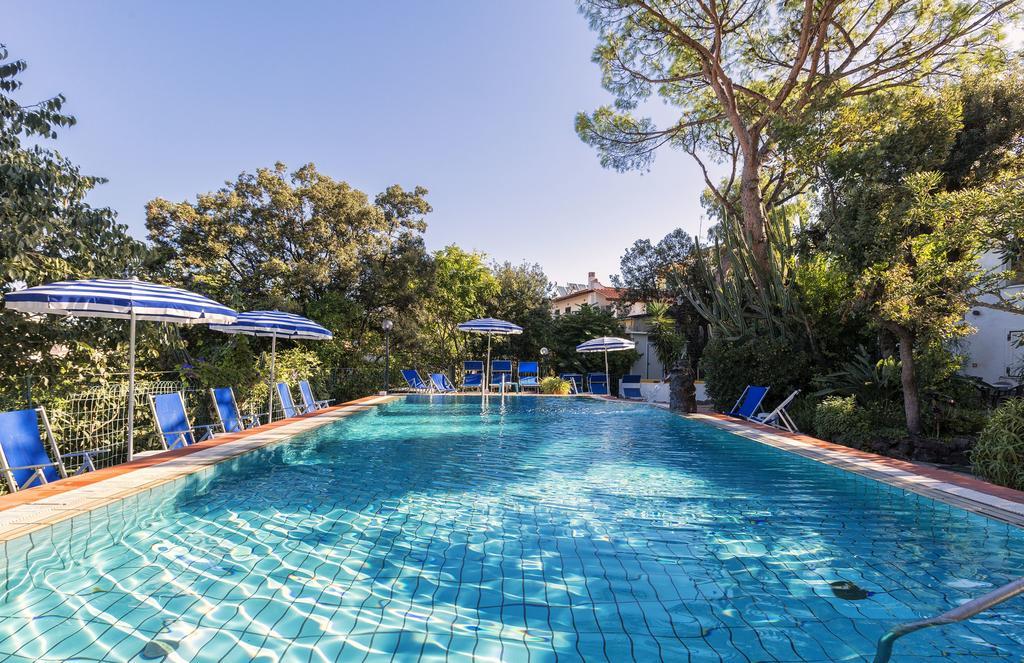 Hotel Vittoria Ischia Eksteriør bilde