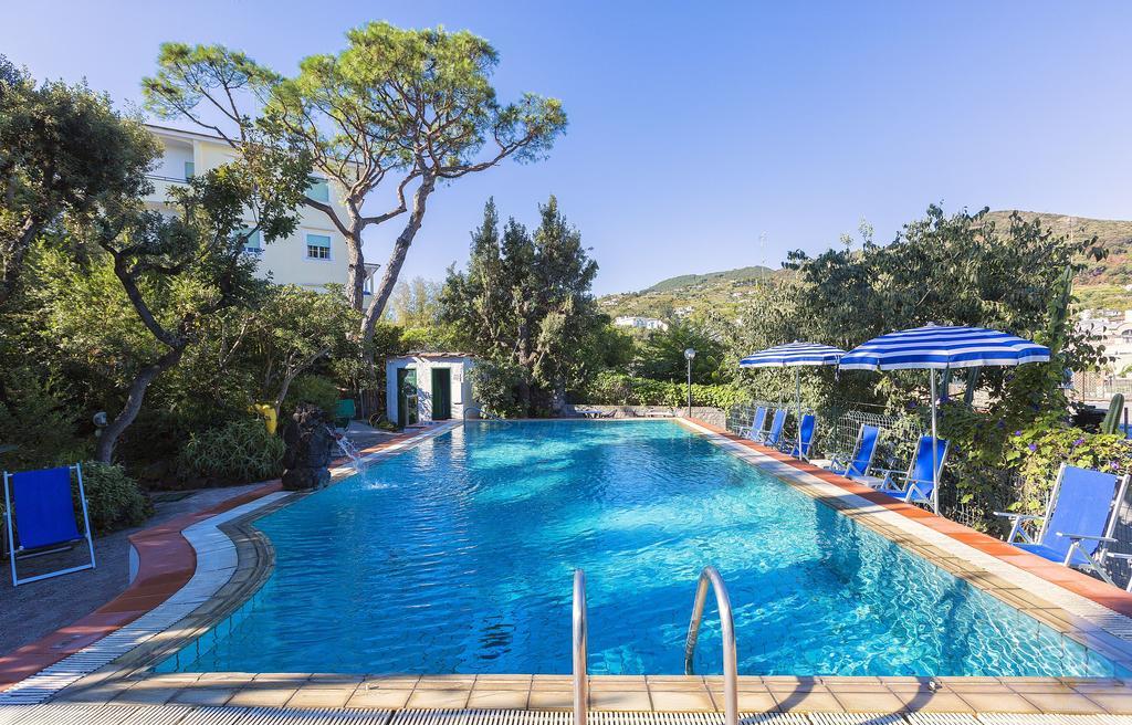 Hotel Vittoria Ischia Eksteriør bilde