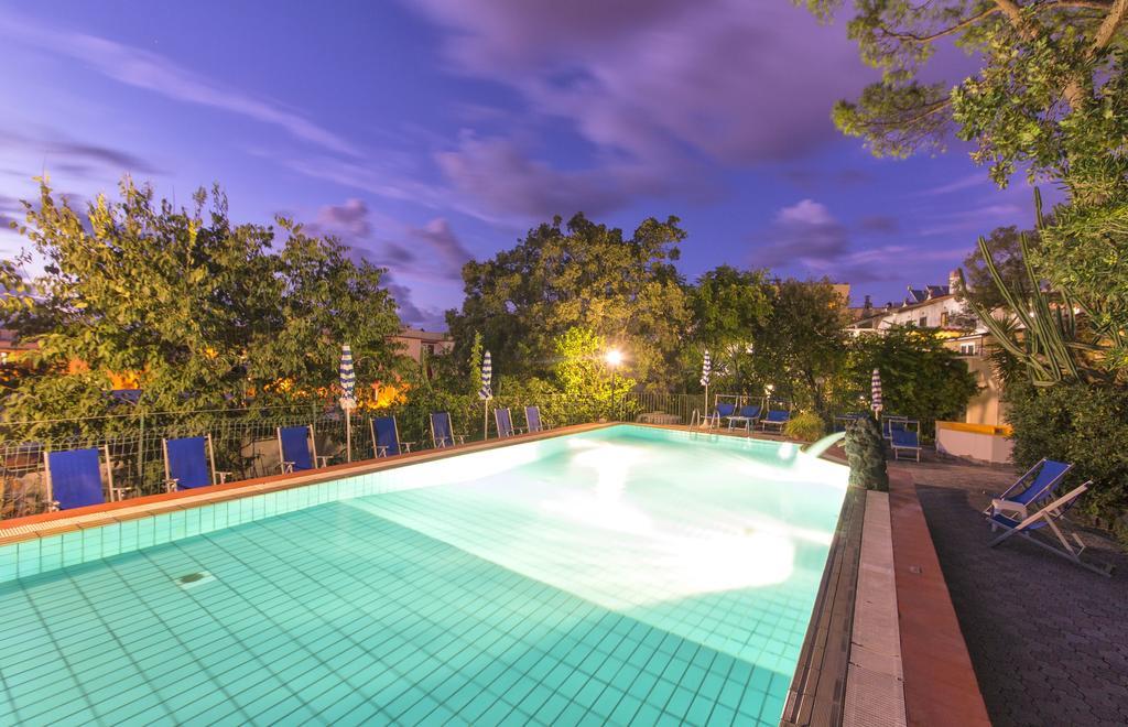 Hotel Vittoria Ischia Eksteriør bilde